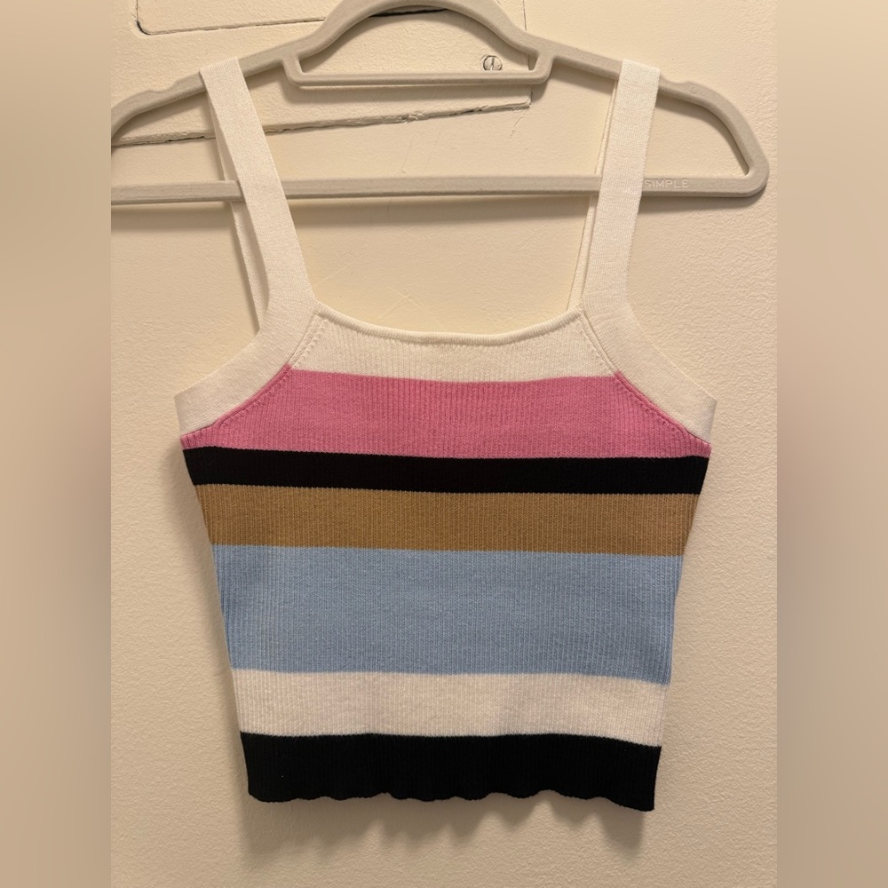 Z-supply cropped top.